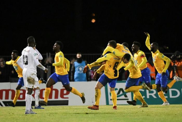 Minnows Epinal celebrate their second goal from Jean-Philippe Krass
