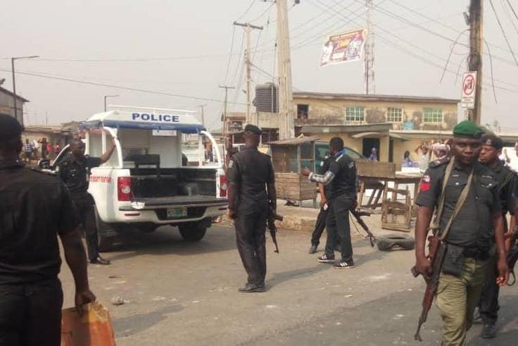 Nigerian Police personnel at Iyana Ipaja, Lagos (Businessday)