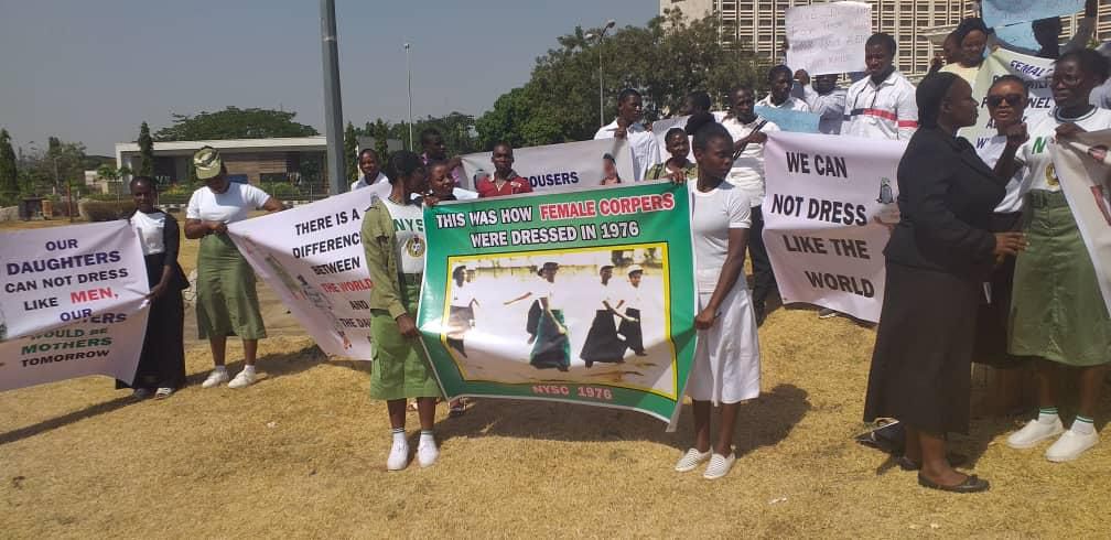 Female corps members threaten to sue NYSC over compulsory use of trousers during service year [Pulse]