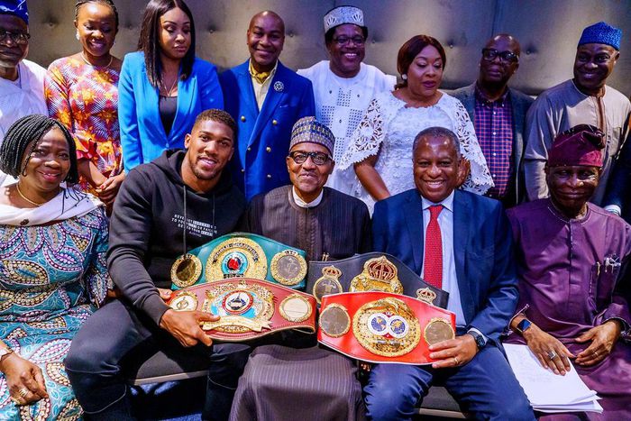 Anthony Joshua and Muhammadu Buhari (Office of the President of Nigeria)