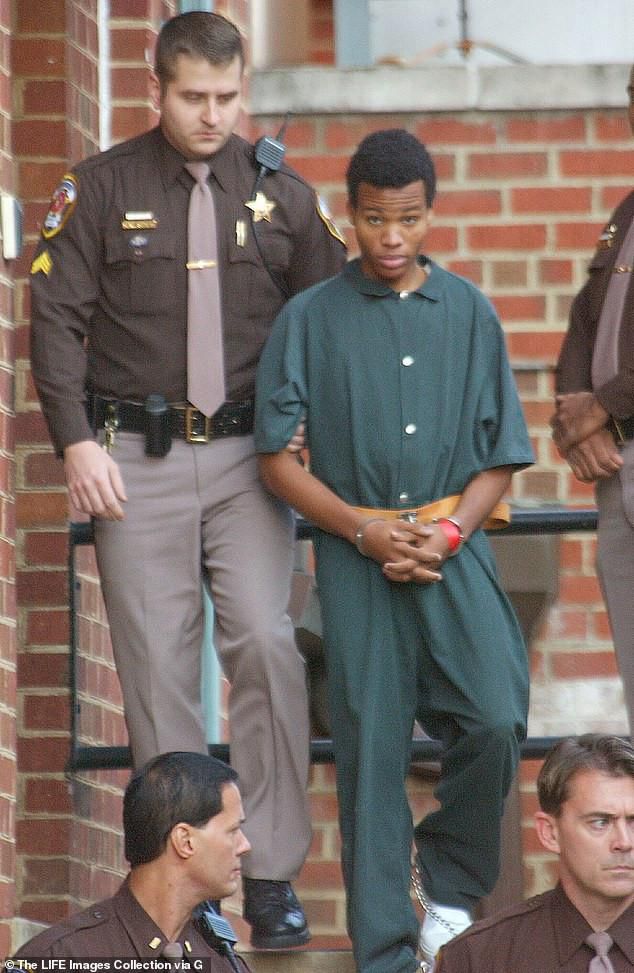 Handsome serial killer serving life sentence marries “in a beautiful ceremony” in prison