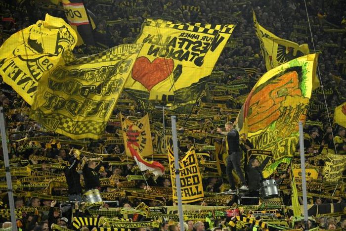 Borussia Dortmund's "Yellow Wall" -- the South Stand at Signal Iduna Park -- has been described as a 'gigantic monster' ready to intimidate opposing teams.