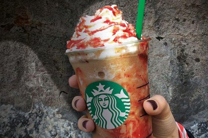 Dr. Pimple Popper Pops a 'Frappuccino' Cyst