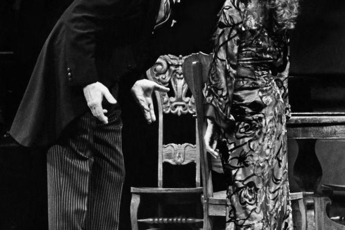 Franz Mazura, Opera Singer Who Relished Villains, Dies at 95