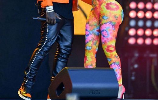 These guys have made the headlines in recent times for all the good reasons. A few weeks ago, it was Offset's birthday and Cardi B was on hand to spoil him rotten. [Instagram/IamCardiB]