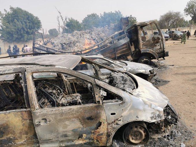 Boko Haram attacks passengers in Borno on Feb 9, 2020 (Twitter: @DanBorno)
