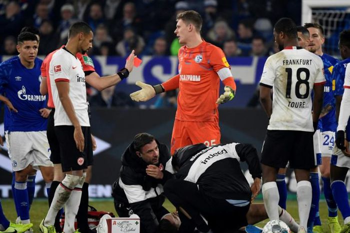 Alexander Nuebel (C) returns in goal for Schalke at Hertha Berlin on Friday after serving a four-match suspension for a kung-fu style kick in their German league win over Eintracht Frankfurt last December.