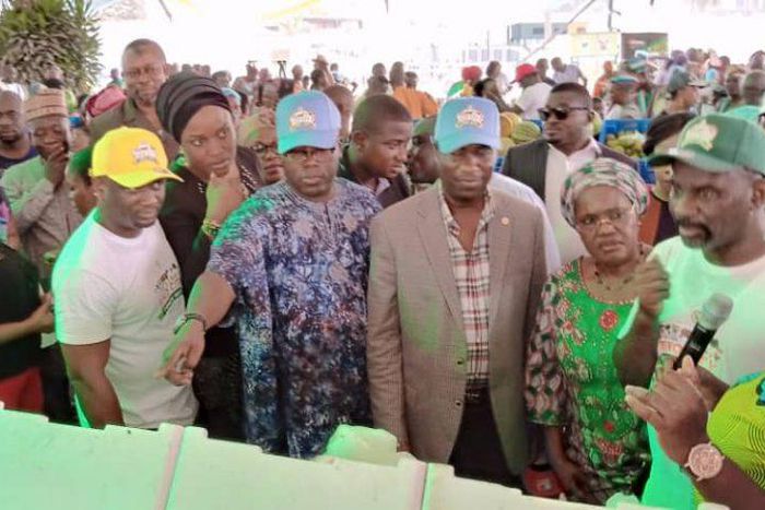 The Deputy Governor, Dr Obafemi Hamzat accompanied by the commissioner for agriculture, Mr Gbolahan Lawal and Mrs Folashade Jaji, the Secretary to the Lagos State government and Dr Olayiwola Onasanya, the Permanent Secretary in the Ministry of Agricult...