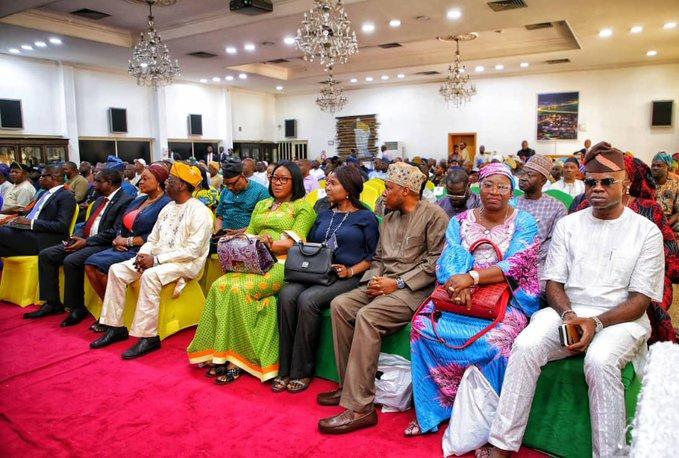 Cross section of 57 Local Government and Local Council Development chairmen at the meeting with the Lagos state Governor, Babajide Sanwo-Olu on efforts to prevent the spread of Coronavirus to local communities in the state. [Twitter/@jidesanwoolu]