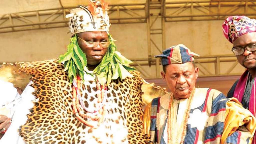 The 15th Aare Ona Kakanfo Otunba Gani Adams and the Alaafin of Oyo