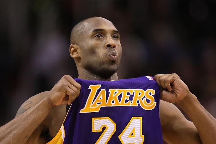 Kobe Bryant Reportedly Dead in Helicopter Crash