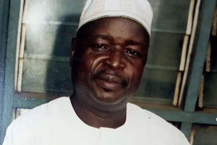 One of Nollywood's veteran actors, Toyosi Arigbabuwo is dead.The actor passed away on Monday, January 13, 2020, at his home located at Ile-Alli, #Ibadan, #OyoState, following a prolonged illness. [PremiumTimes]