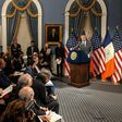 Mayor de Blasio Offers 'Minimalist' $95.3 Billion Budget, Warning of Cuts