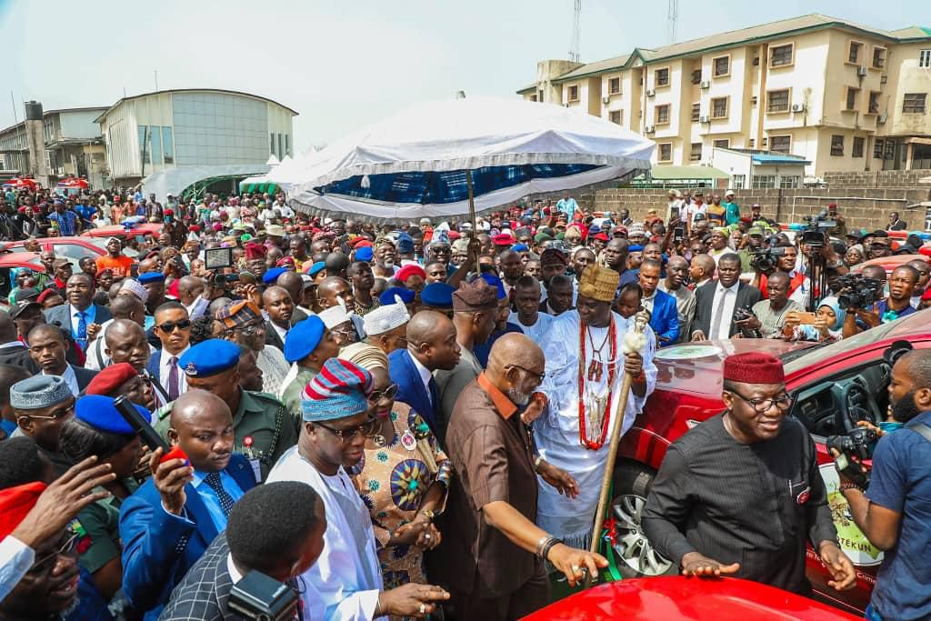 Operation Amotekun: Don’t betray South West, Ooni tells personnel. [Twitter/@IbukunOluwa____]