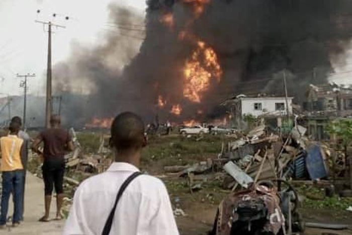 Confusion as another pipeline explosion rocks Lagos (saharareporters)