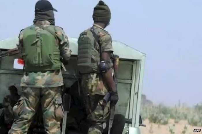 Nigerian Army on patrol (Head Topics)