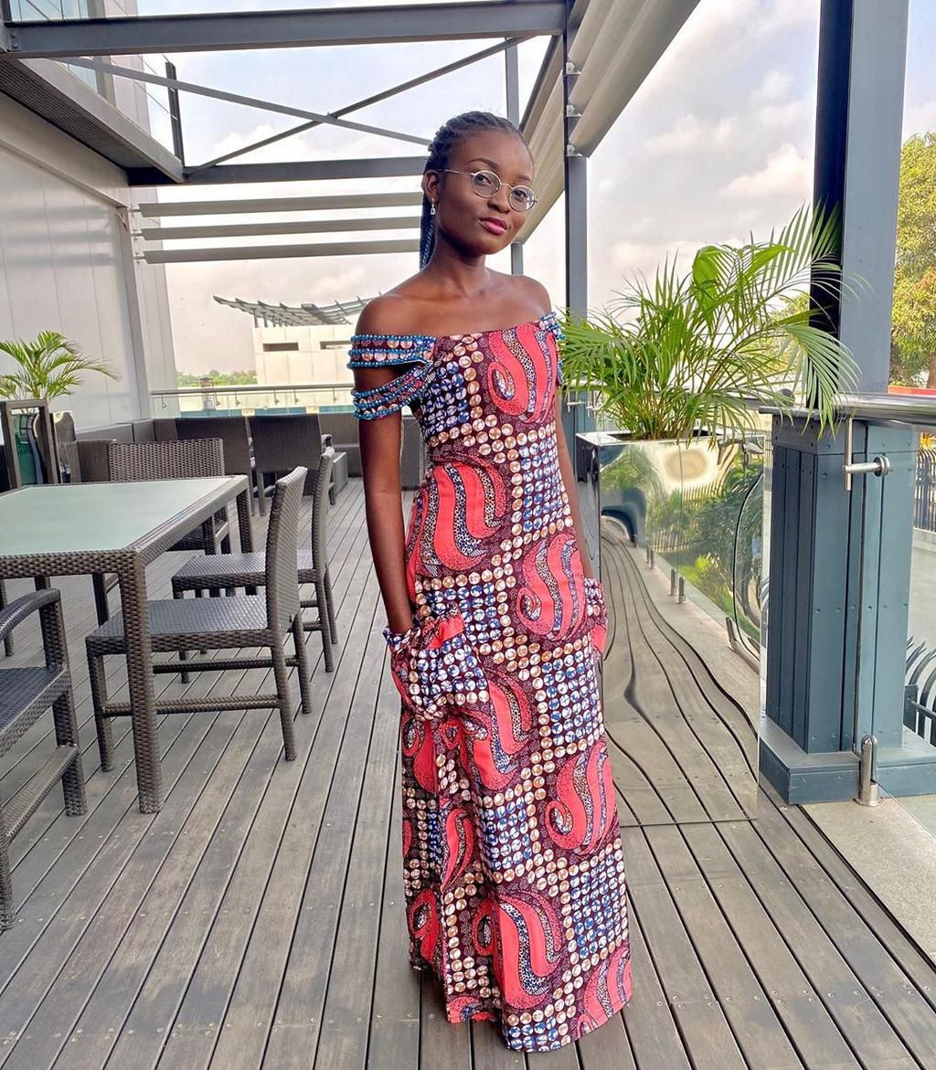 Ankara outfits for work [Instagram: fisvyo]