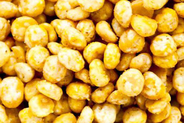 Dr. Pimple Popper Squeezes Out a 'Corn Nut' Cyst