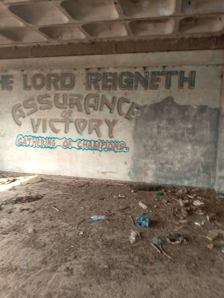 Feaces everywhere, Ile Nla is a public toilet for miscreants (Pulse)