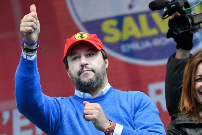 Salvini tweeted about an "eviction notice" he was set to deliver to the government