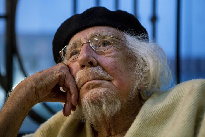 Ernesto Cardenal, Nicaraguan Priest, Poet and Revolutionary, Dies at 95