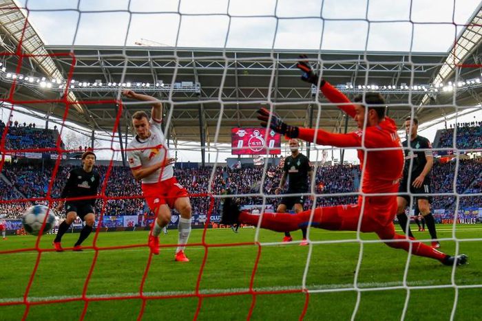 Leipzig defender Lukas Klostermann opens the scoring