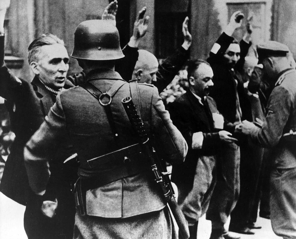 The Warsaw Ghetto Uprising of 1943 was likely a major inspiration for the Hunters cinematography.