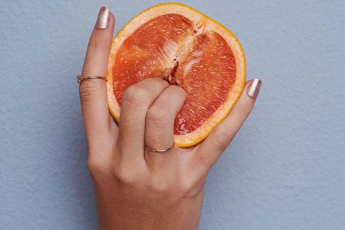 Fruity illustration of masturbation [Credit - Sciortino/Twitter]