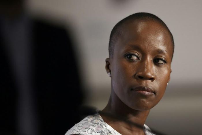 The Malian singer Rokia Traore is fighting a Belgian arrest warrant over a child custody dispute.