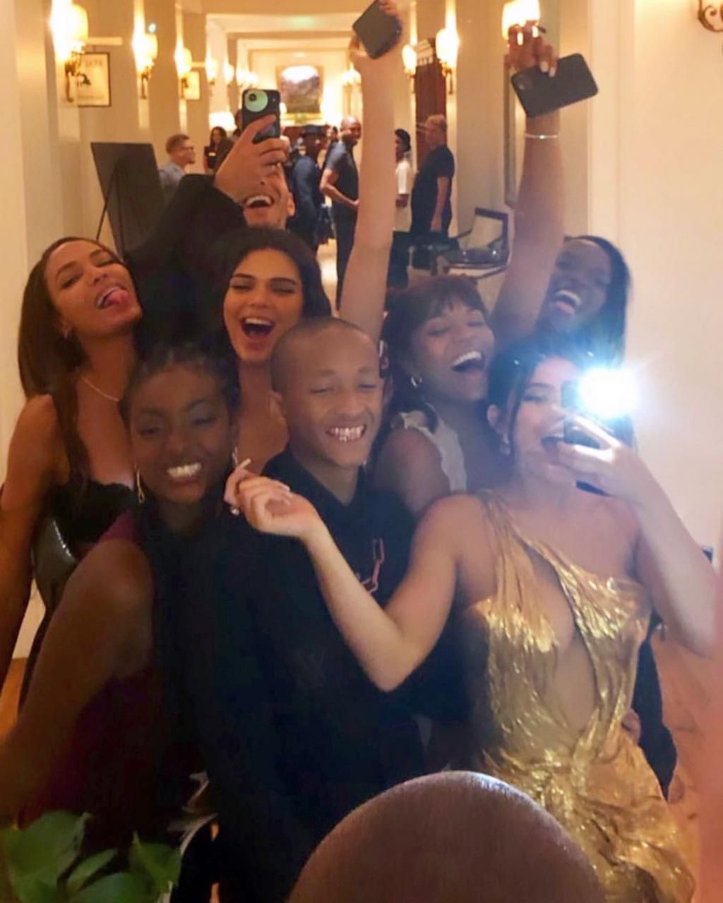 Justin Bieber and Hailey's friends at their wedding