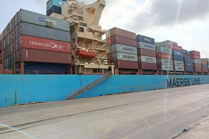 15 ships discharging petroleum products, other commodities in Lagos - NPA  [NAN]