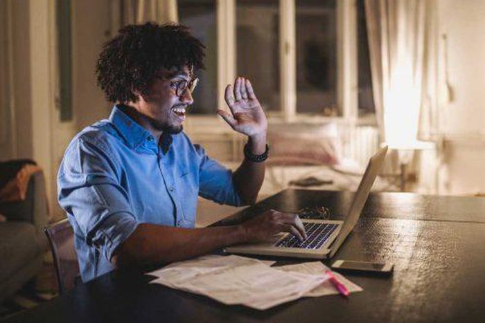 Social distancing [Health Food Guide]