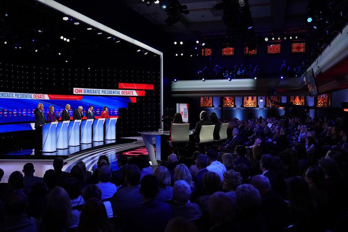 DNC Rules Change for Nevada Debate May Enable Bloomberg to Participate