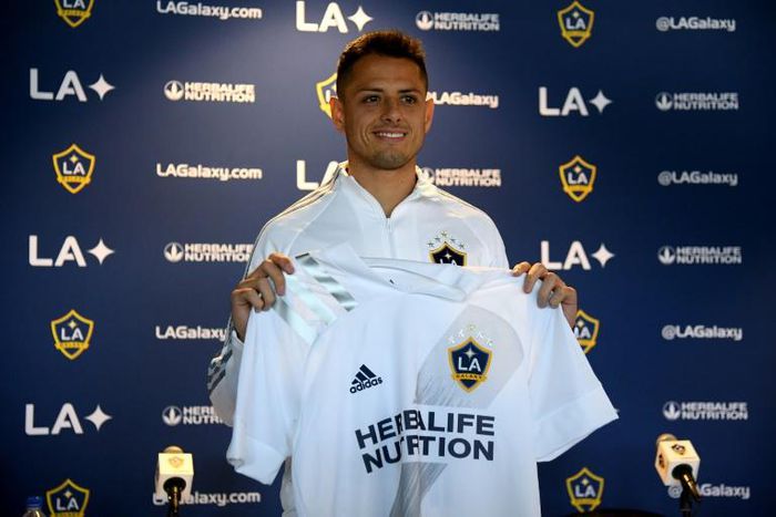 Javier Hernandez played down talk of retirement at his Los Angeles Galaxy unveiling on Thursday