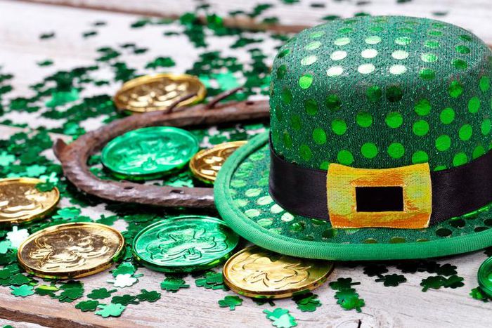 Dr. Pimple Popper Pops 'Luck O' The Irish' Cyst