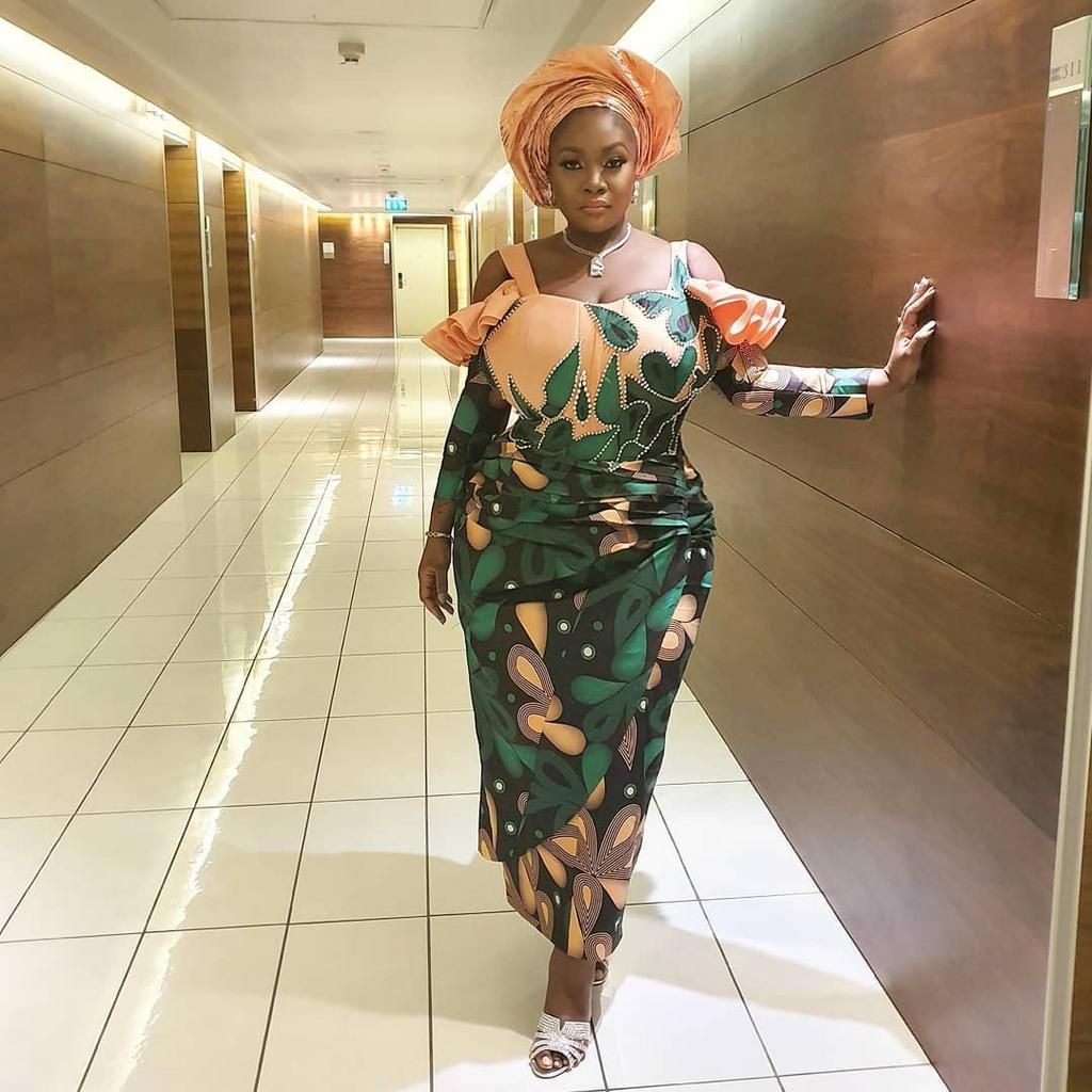 Toolz and hubby, Captain Tunde Demuren welcomed their first child back in 2018. The couple welcomed their son, Asher in fall away United Kingdom. [Instagram/ToolzO]