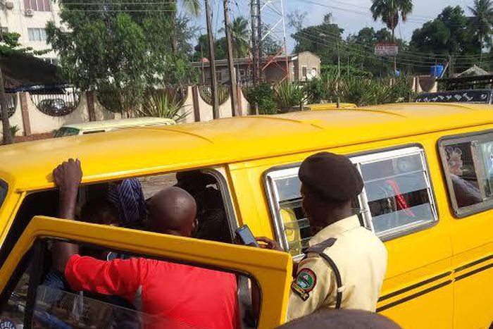 Bus conductor allegedly punches police officer, attacks NURTW official. [dailypost]