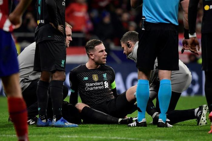 Liverpool captain Jordan Henderson will be sidelined for three weeks