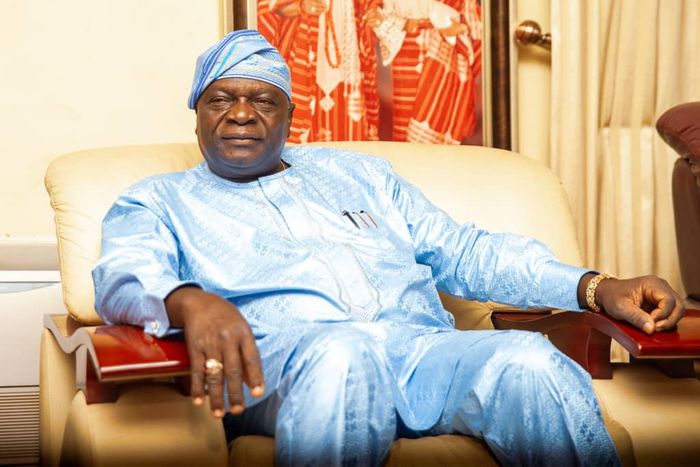 Former Governor of Osun state, Prince  Olagunsoye Oyinlola and Oyo state governor, Seyi Makinde. [Twitter/@seyiamakinde]