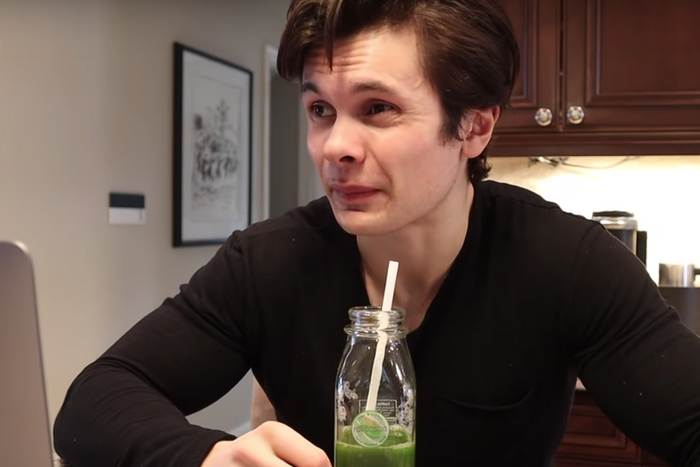 A Bodybuilder Tries a 48-Hour Juice Cleanse