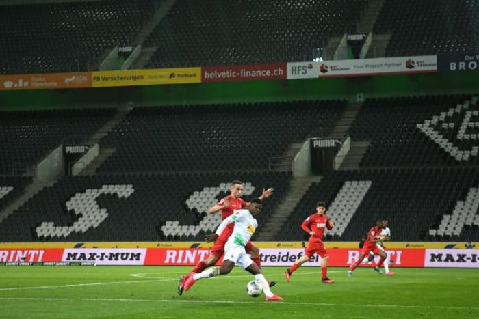 Borussia Moenchengladbach beat Cologne behind closed doors on Wednesday