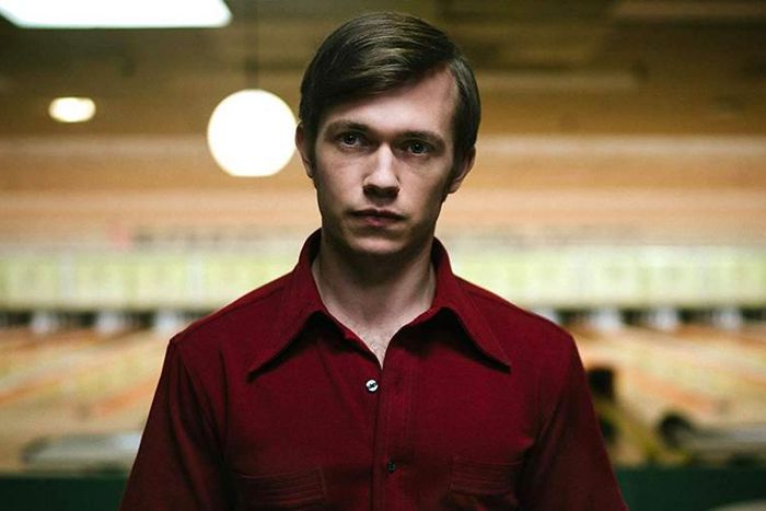 'Hunters' Star Greg Austin Is the Show's Breakout