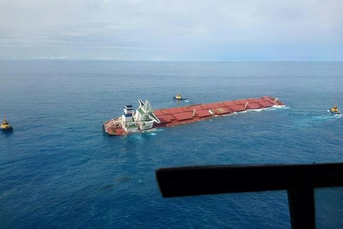 An aerial survey has so far shown no signs of mining ore contamination on the water's surface from the damaged MV Stellar Banner