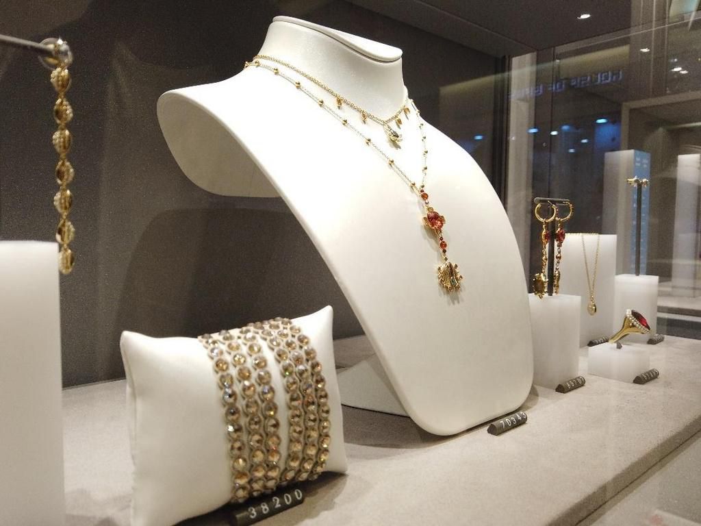 Best Valentine treat ever! Infinix mobility gives away 300k this valentine to 5 amazing couples