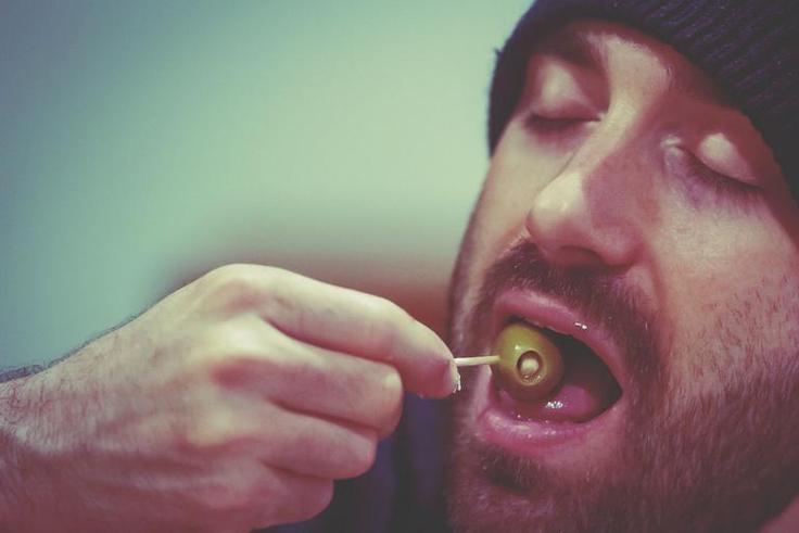 Dr. Pimple Popper Pops an 'Olive Pit' Cyst