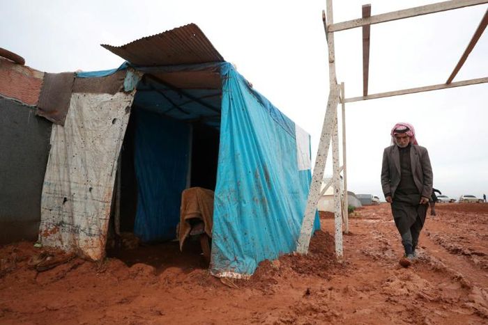 An elderly Syrian man by his tent in a camp for displaced people in northern Syria: Russia and the West are in a struggle at the UN over the renewal of humanitarian aid to millions of such people