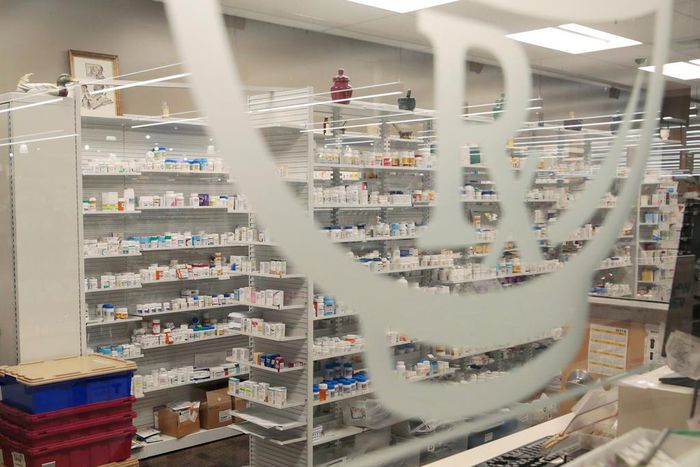 States Say Doctors Are Stockpiling Trial Coronavirus Drugs -- For Themselves