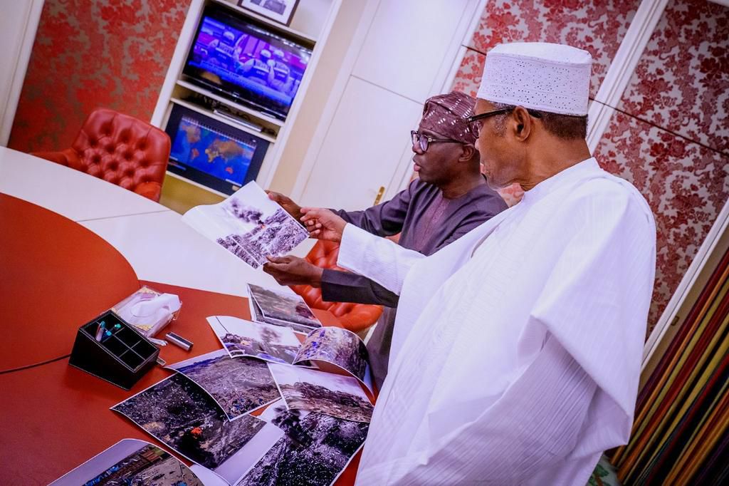 Gov. Sanwo-Olu updates Buhari on Sunday’s Lagos explosion