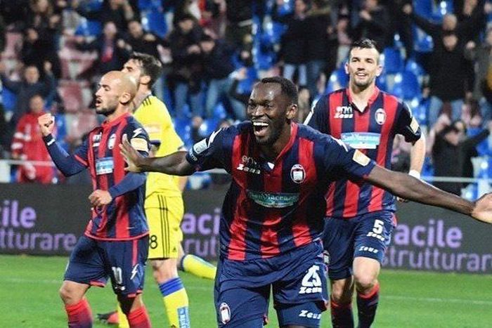 Simy Nwankwo (Instagram/Crotone)