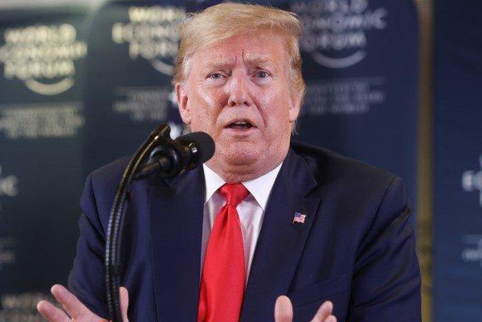 U.S. President Donald Trump gestures as he holds a news conference at the 50th World Economic Forum (WEF) in Davos, Switzerland, January 22, 2020. REUTERS/Jonathan Ernst